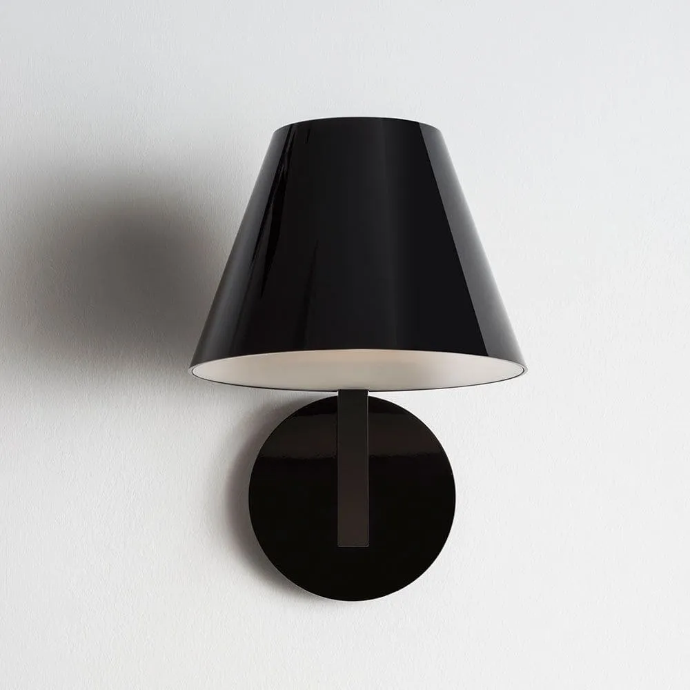 Artemide La Petite wall lamp